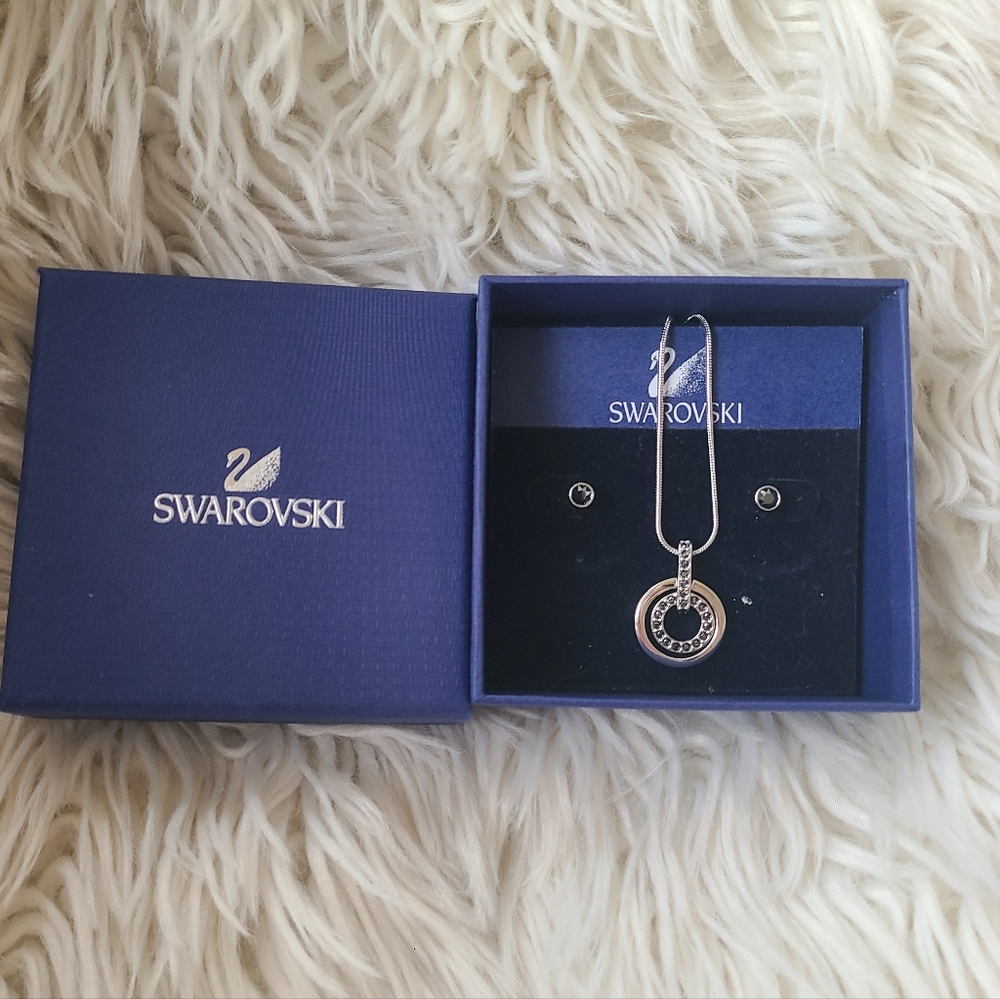 Swarovski Necklace Earrings Circle Set 5030714- Like New